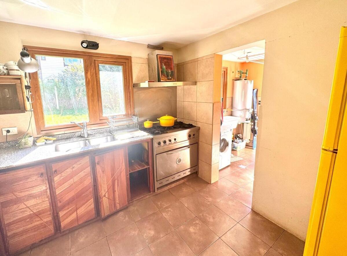 Casa Grande Con Jardin Holiday home San Carlos de Bariloche