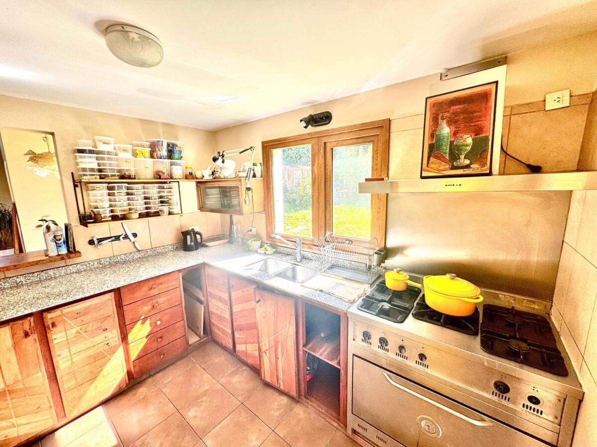 Casa Grande Con Jardin Holiday home *